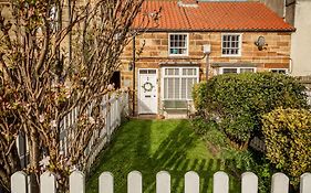 Host & Stay - Honey Cottage